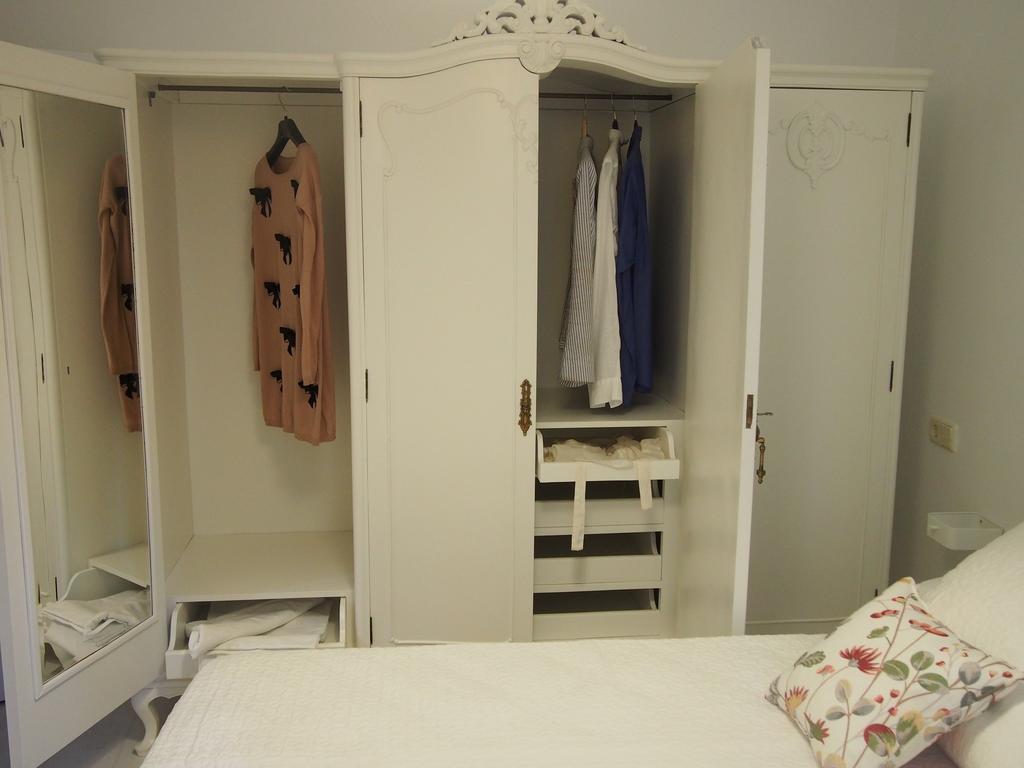 Διαμέρισμα 120 τ.μ. με 4 υπνοδωμάτιο και 2 ιδιωτικό μπάνιο σε Τολέντο Σίτι Σέντερ Διαμέρισμα Τολέδο Δωμάτιο φωτογραφία